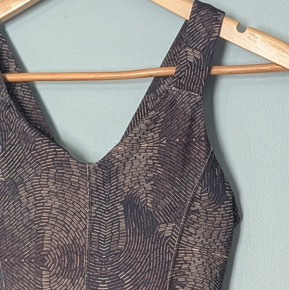 Lululemon City Tank Peplum To Golden Goddess Cashew Black Women's - Picture 2 of 11